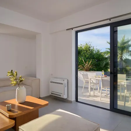 Kyamon Luxury With Heated Saltwater Pool Near Chania