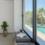 Kyamon Luxury With Heated Saltwater Pool Near Chania