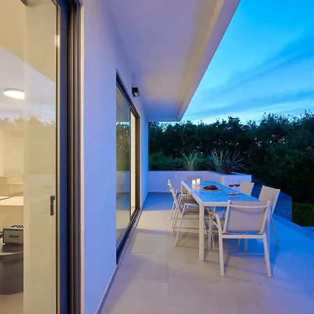 Kyamon Luxury With Heated Saltwater Pool Near Chania *