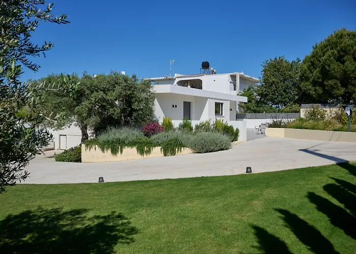 Kyamon Luxury With Heated Saltwater Pool Near Chania * Ханья (Крит)