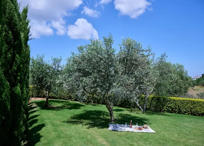 Kyamon Luxury With Heated Saltwater Pool Near Chania Вілла