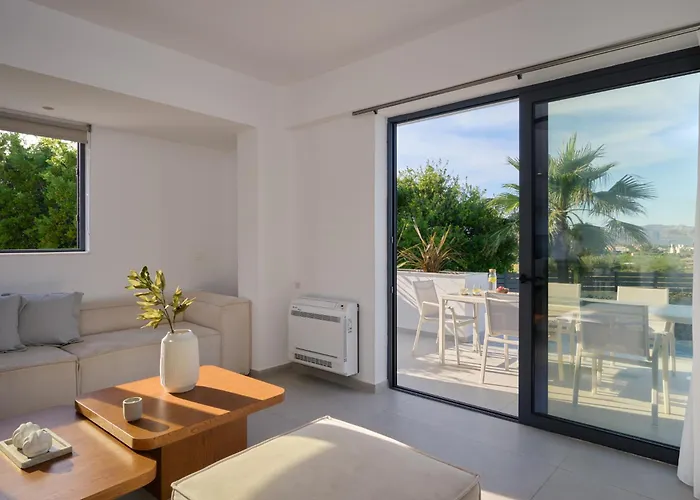 Kyamon Luxury With Heated Saltwater Pool Near Chania