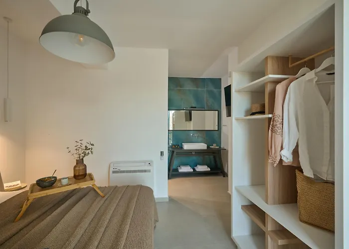 Kyamon Luxury With Heated Saltwater Pool Near Chania Вілла Ханья (Крит)