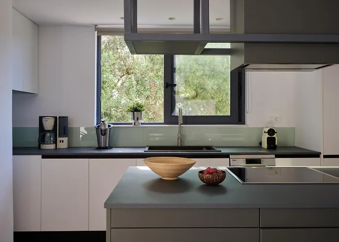 Kyamon Luxury With Heated Saltwater Pool Near Chania