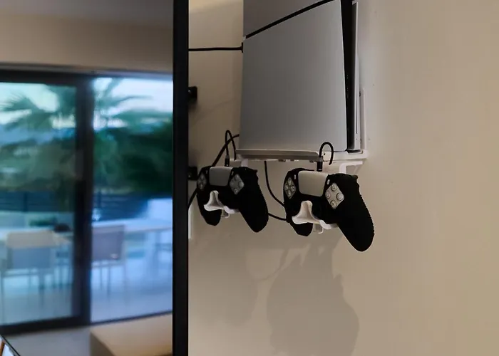 Kyamon Luxury With Heated Saltwater Pool Near Chania